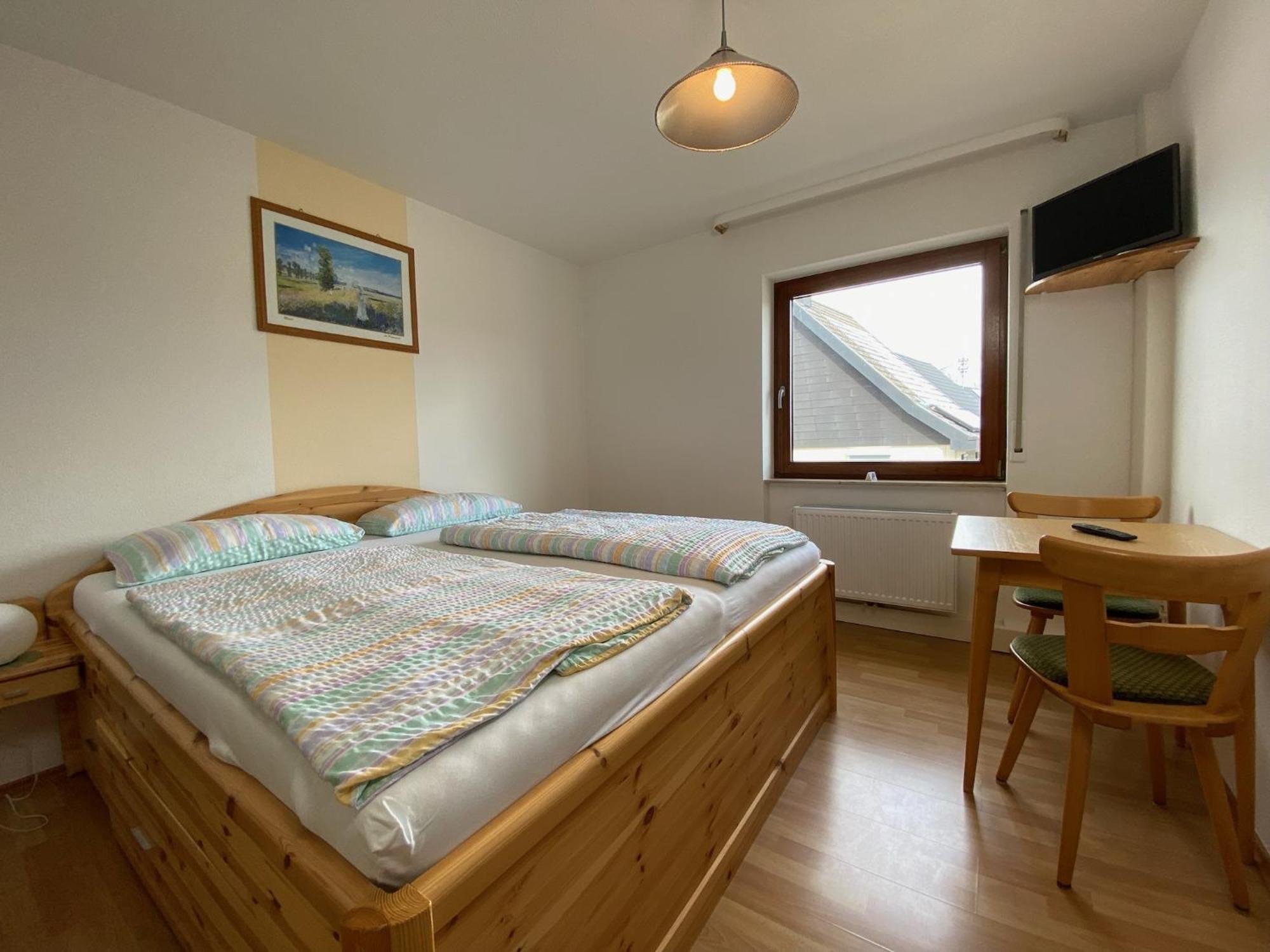 Pension Adler Owingen ภายนอก รูปภาพ